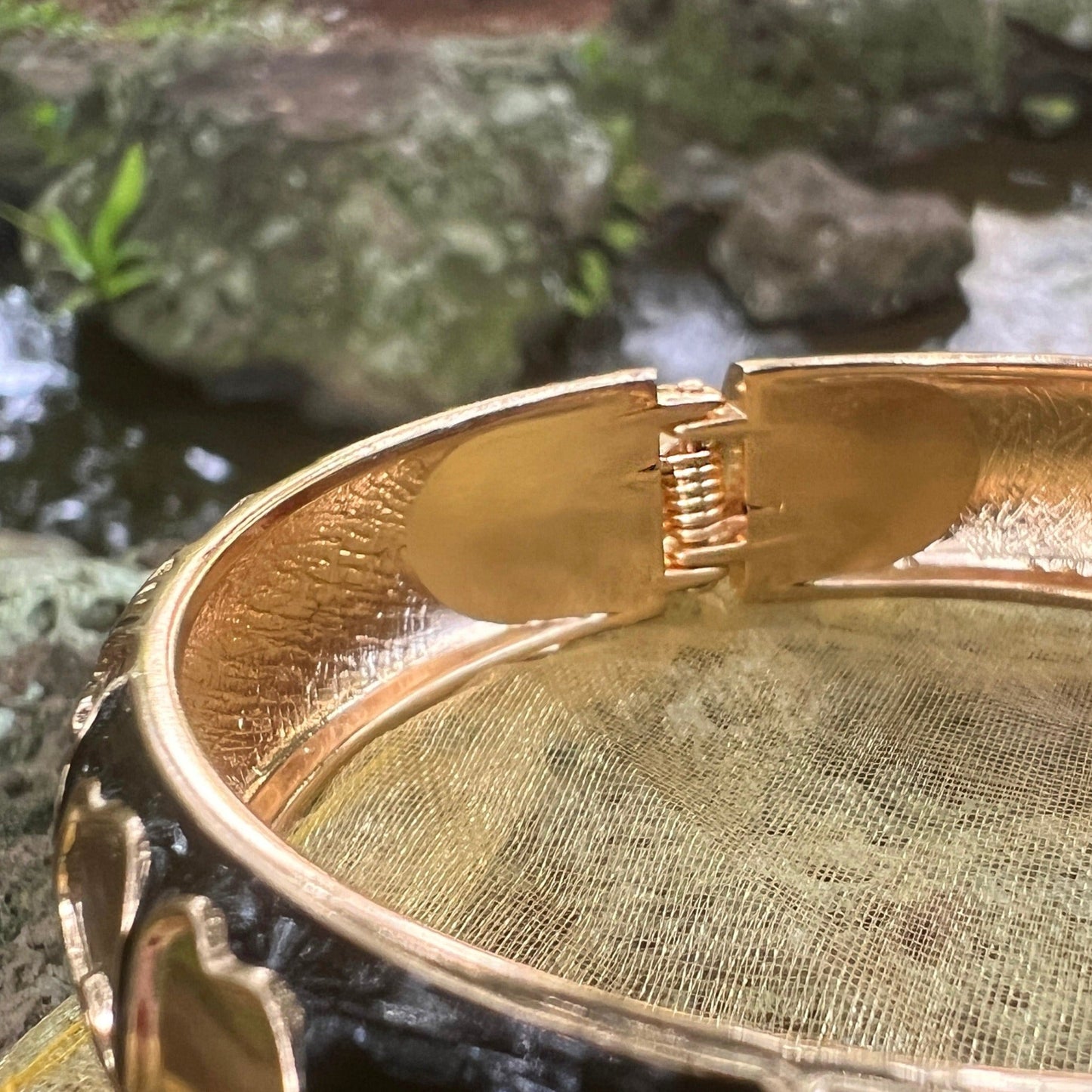 NEW! Puanani Hibiscus Flower Bangle Set of 2